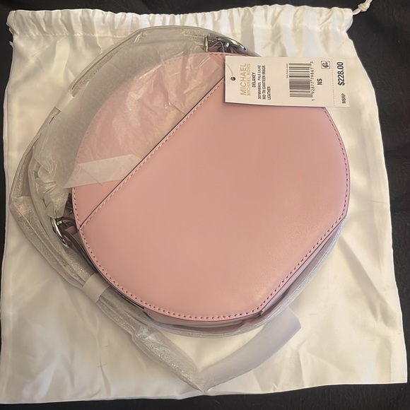 Michael Kors, Delaney canteen, leather bag, new with tags - Picture 2 of 2